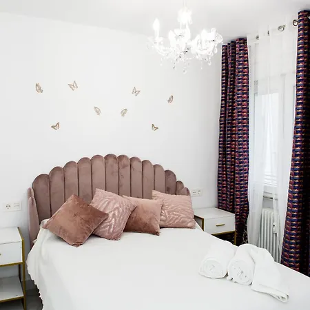 Vut 14 Grillos Apartment *